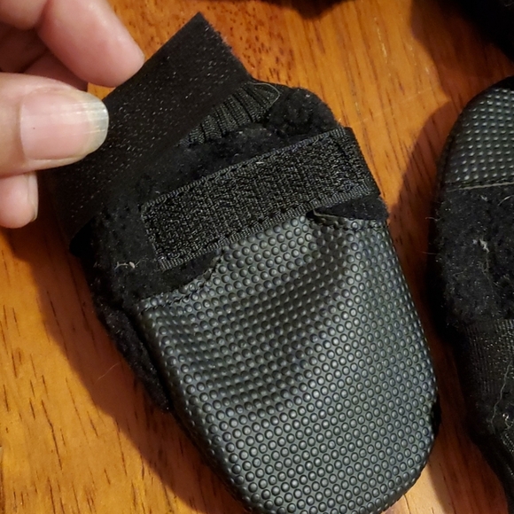 Dog shoes and vest - Picture 3 of 7